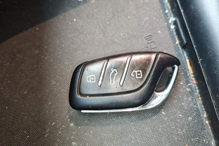 Used Roewe i5 2023 1.5L Manual Comfort Edition