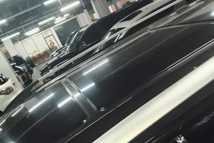 Used Mercedes-Benz V-Class 
