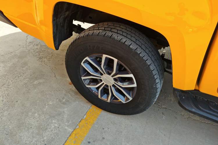 Used JMC Yuhu EV 2022 4x2 LX JX1032PSEF5BEV
