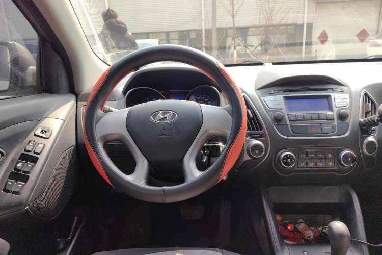 Used Hyundai ix35 2013 2.0L Automatic 2WD Comfort GL China IV Standard