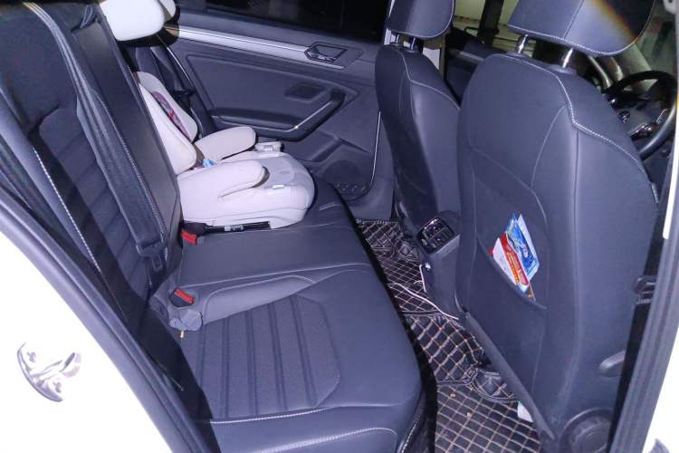 Used Volkswagen Lamando 2021 280TSI DSG Comfort Edition Left Rear Seat