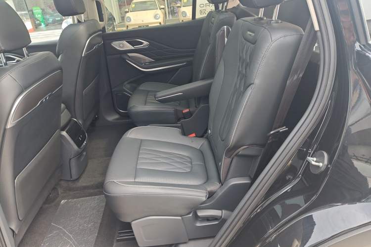 Used Hongqi HS7 PHEV 2024 2.0T PHEV Four-Wheel-Drive Flagship Edition 6 Seats
