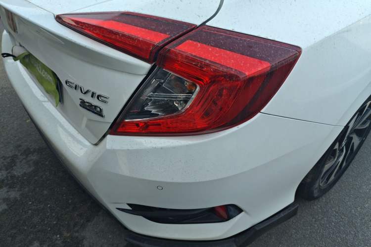 Used Honda Civic 2016 220TURBO Manual Luxury Edition
