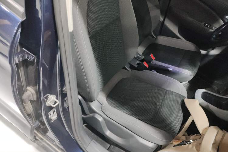 Used Leapmotor T03 2020 400 Lite Edition Right Front Seat