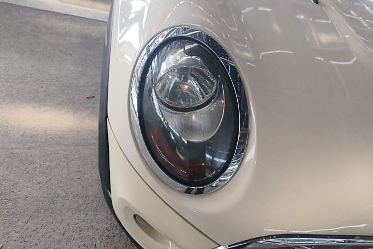 Used MINI 2016 1.2T ONE Five-Door Edition Right Front Headlight