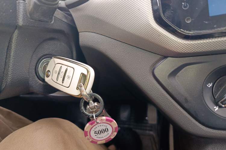 Used Wuling Hongguang 2021 1.5L S Comfort Edition LAR Vehicle Key