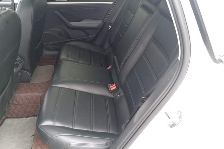 Used Volkswagen Lavida 2023 300TSI DSG Full-Comfort Edition Left Rear Seat