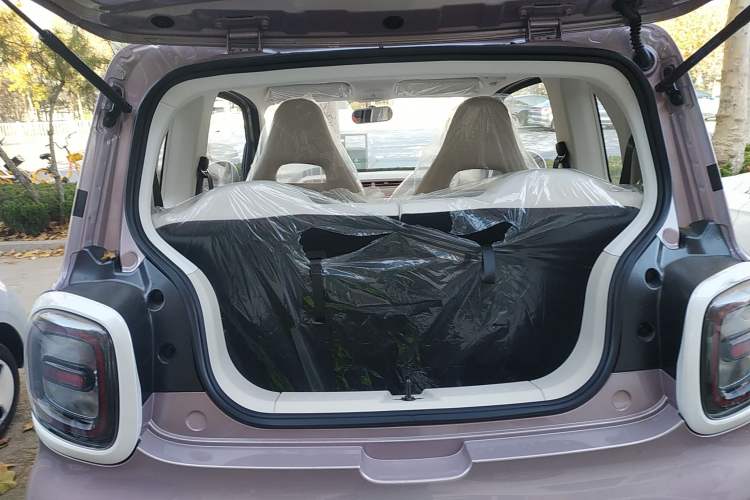 Used Bestune Pony 2026 Model 222km Cute Horse Plus Trunk