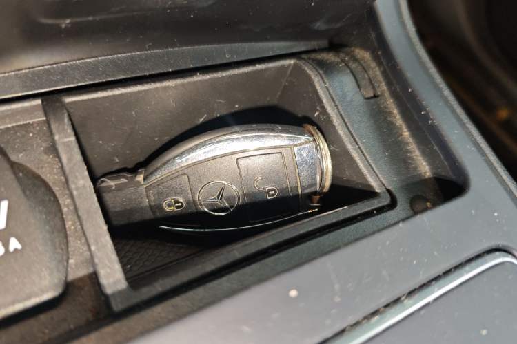 Used Mercedes-Benz B-Class 2019 B 200 Fashion Model Vehicle Key