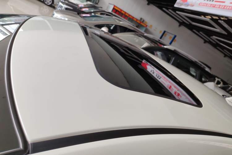 Used Nissan Tiida 2021 1.6L CVT Smart Drive Edition Roof