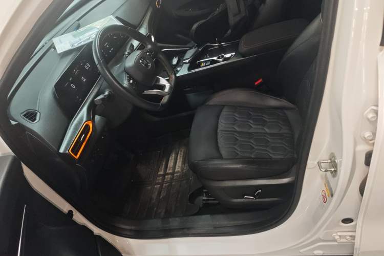 Used Changan UNI-T 2022 1.5T Prestige Version