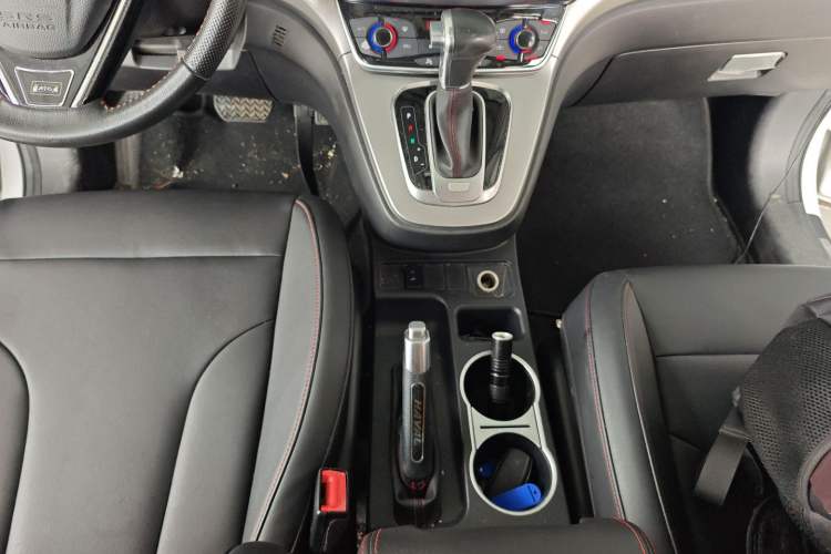 Used Haval M6 2017 1.5T Automatic Two-Wheel Drive Elite Model