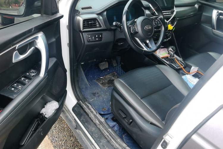 Used Kia Sportage R 2018 2.0L Automatic Smart Luxury Version China V Standard
