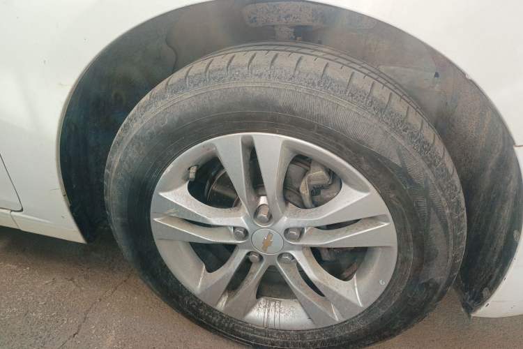 Used Chevrolet Cruze 2015 1.5L Classic SE MT