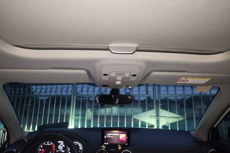 Used Audi Q2L 2018 35 TFSI Launch Exclusive Edition China VI Headliner