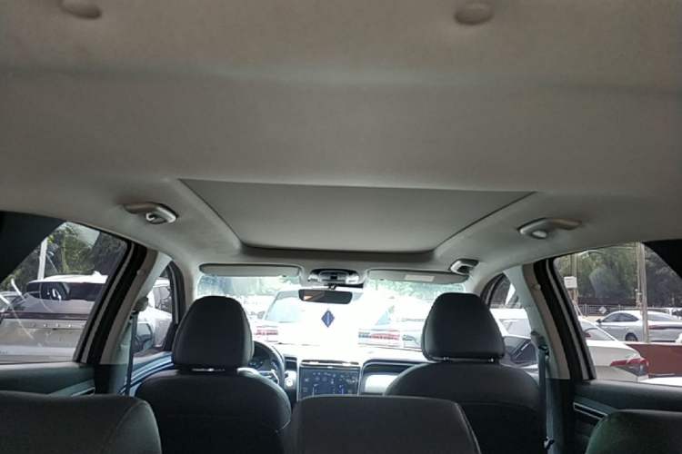 Used Hyundai Tucson 2023 Tucson L 1.5T Automatic Two-Wheel Drive DLX Luxury Edition
