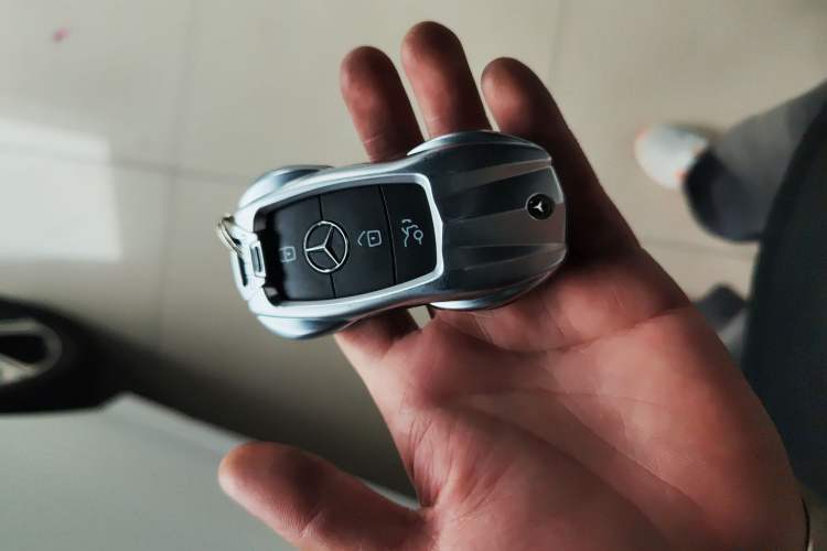 Used Mercedes-Benz A-Class 2022 Revised Version A 200 L Sport Sedan Fashionable Style
