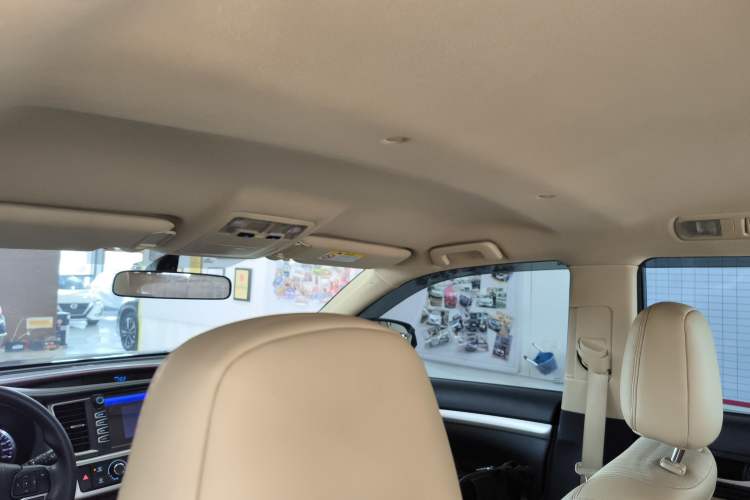 Used Toyota Highlander 2015 2.0T Four-Wheel Drive Elite Edition 7-Seater
