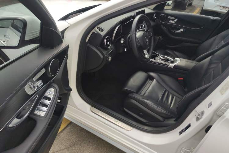 Used Mercedes-Benz C-Class 2015 C 260 L Sport Edition
