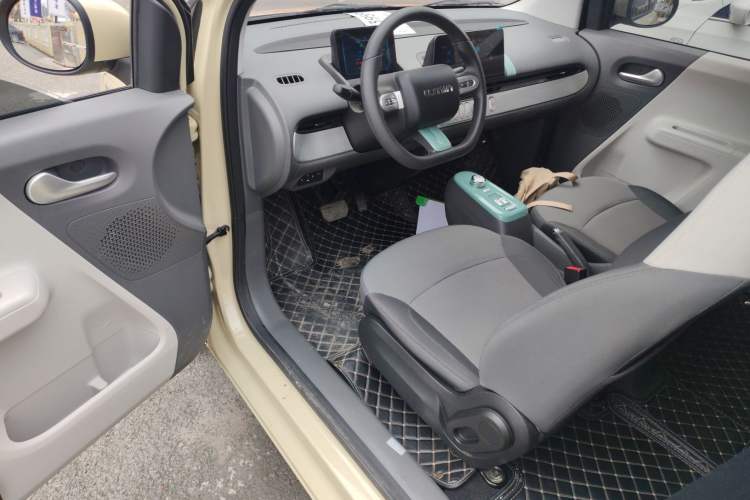 Used CHANGAN NEVO Lumin 2022 155 km – Refreshingly Sweet Edition
