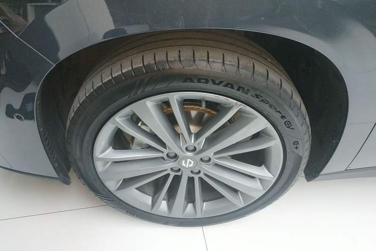 Used Leapmotor C16 2024 Range-Extended 200 Luxury Edition