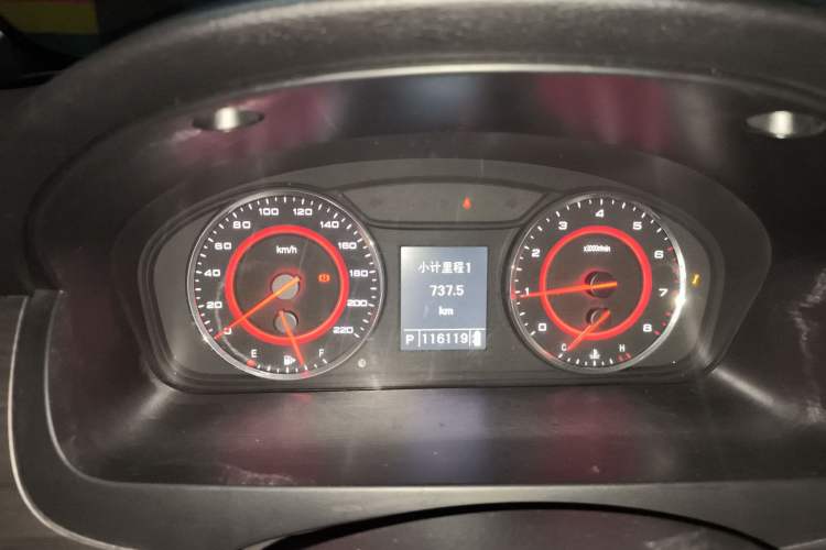 Used SAIC MAXUS G10 2019 PLUS 2.0T Automatic Elite Edition China V Standard