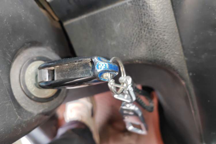 Used Haval H5 Classic 2013 ZhiZun Edition 2.0T Manual Two-Wheel Drive Elite Model