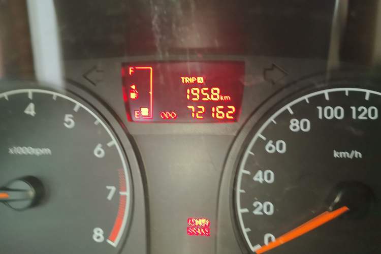 Used Hyundai Verna (older generation) 2010 Sedan 1.4L Manual Standard GL Model
