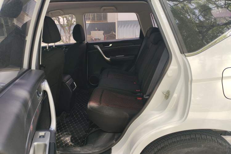 Used Haval M6 2017 1.5T Automatic Two-Wheel Drive Urban Model Left Rear Seat