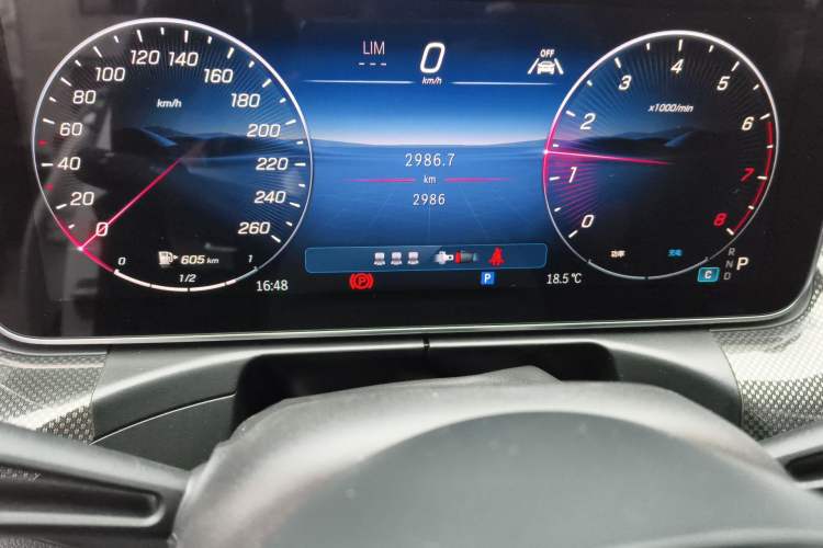 Used Mercedes-Benz C-Class 2025 Facelift C 260 L Sport Edition Odometer Close Up