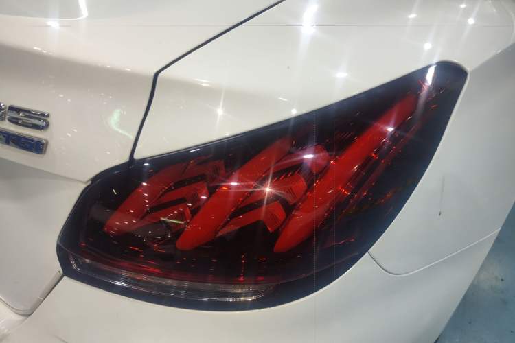 Used MG 5 2022 300TGI DCT Chao Yue Luxury Edition
