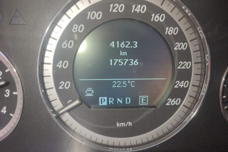 Used Mercedes-Benz E-Class 2011 E 200 L CGI Elegant Model