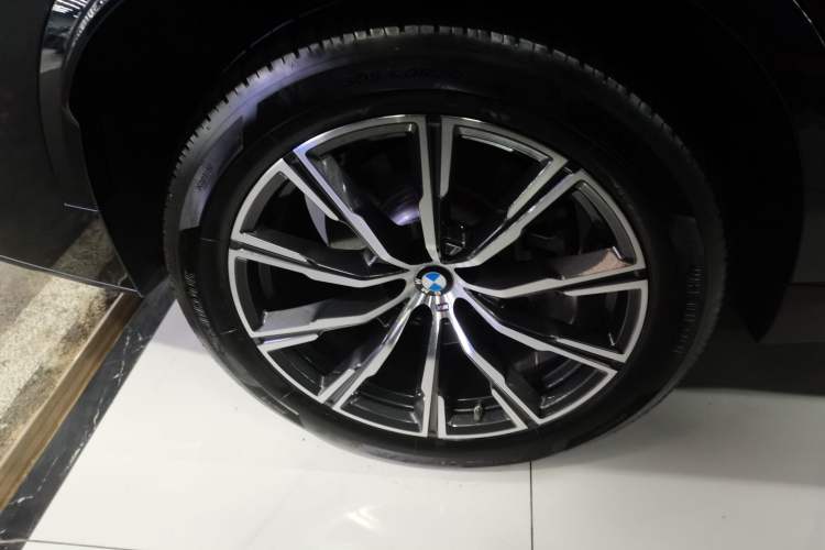 Used BMW X5 2022 Restyled xDrive 30Li M Sport Package
