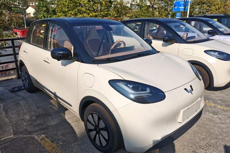 Used Wuling Bingo 2025 410 km Lingxi Deluxe Edition