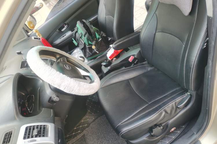 Used BYD S6 2013 Jingyue Edition 2.0L Manual Luxury Model 5 Seats