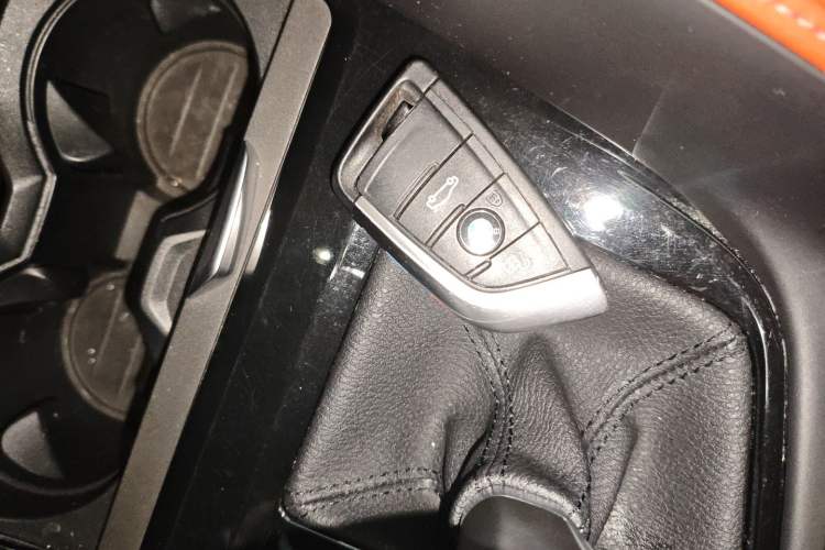 Used BMW X2 2021 sDrive25i Luxury Model with M Sport Package Interior 1