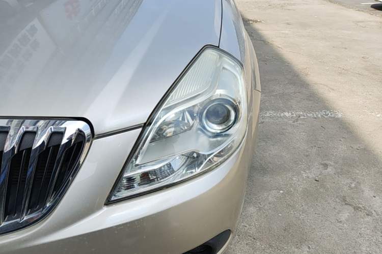 Used Buick Excelle 2013 1.5L Automatic Classic Model
