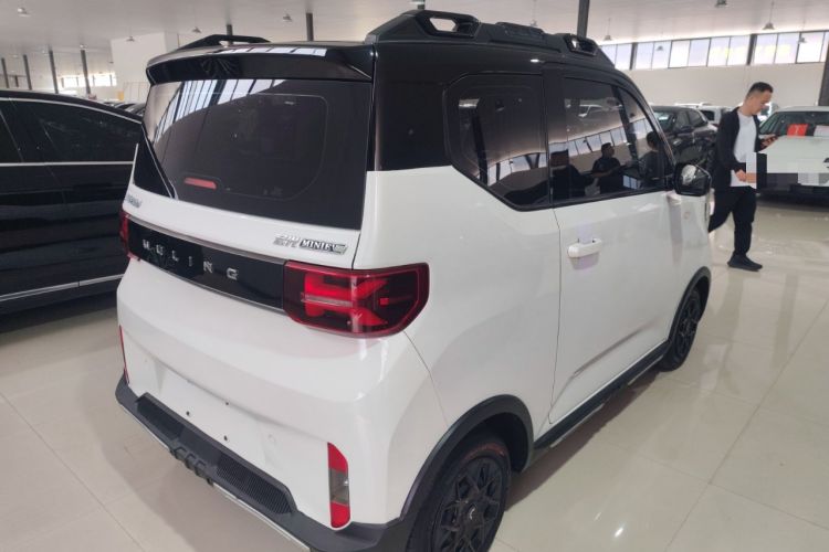 Used Wuling Hongguang MINIEV 2022 GAMEBOY 300km Enthusiast Model with Lithium Iron Phosphate Rear Right 45 Deg