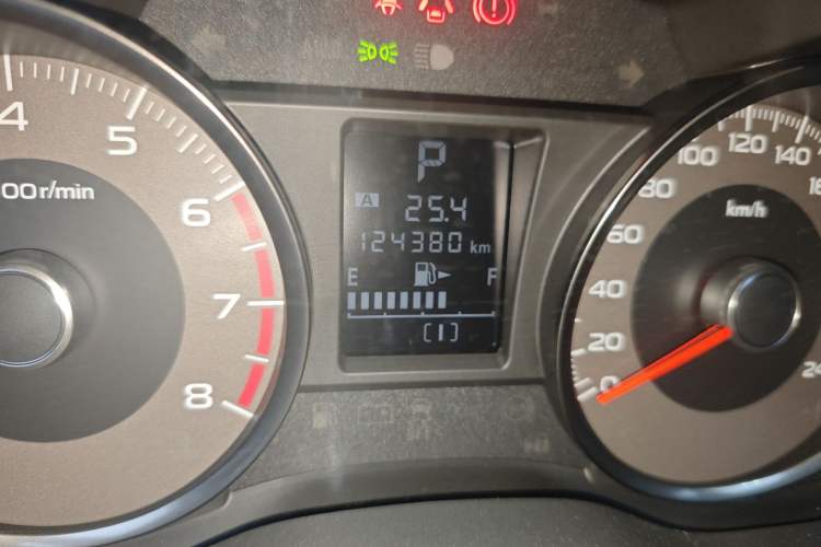 Used Subaru Forester 2015 2.5i Special Edition Commemorative Model Odometer Close Up