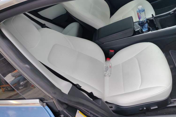 Used Tesla Model 3 2020 Long-Range Rear-Wheel-Drive Version