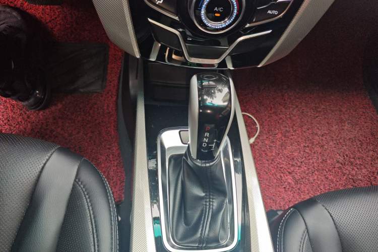 Used Luxgen U6 SUV 2015 1.8T Enhanced Charm Edition