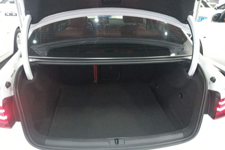 Used Audi A3 2020 Restyled Limousine 35 TFSI Ambition Version China VI
