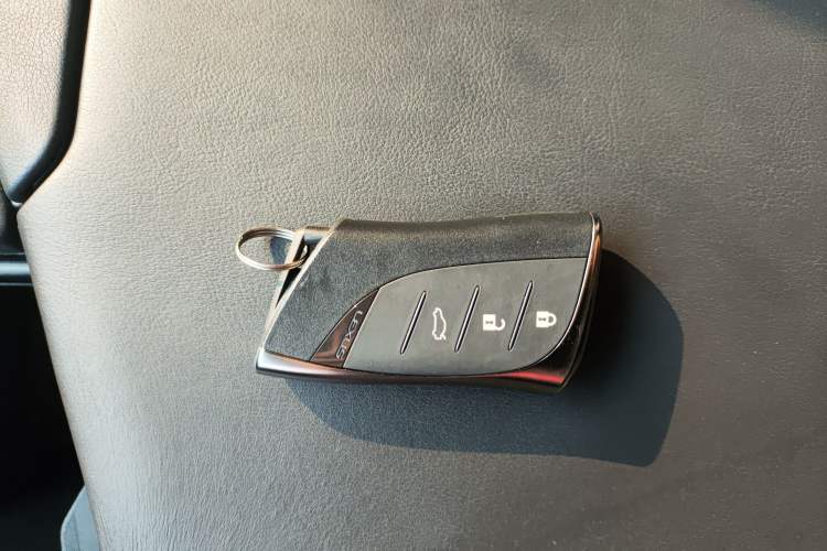 Used Lexus ES 2018 200 Excellence Edition China V Standard Interior 1