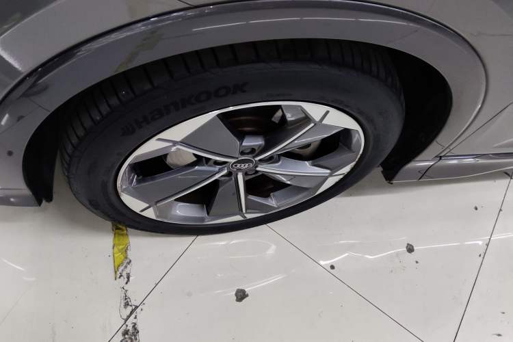 Used Audi Q5 e-tron 2022 40 e-tron Starry Edition Luxury Package