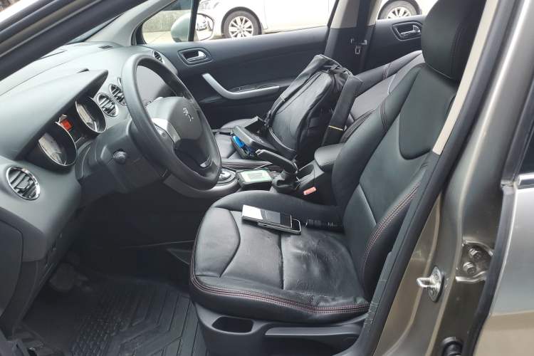 Used Peugeot 408 2013 2.0L Automatic Comfort Edition
