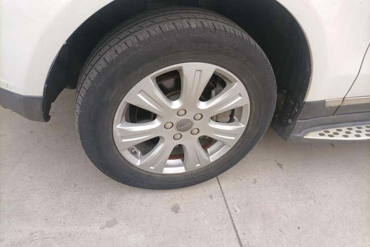 Used Haval H8 2015 2.0T Two-Wheel-Drive Standard Version