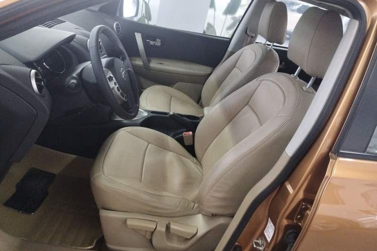 Used Nissan Qashqai 2015 2.0 XL Coolfire CVT 2WD Left Front Seat