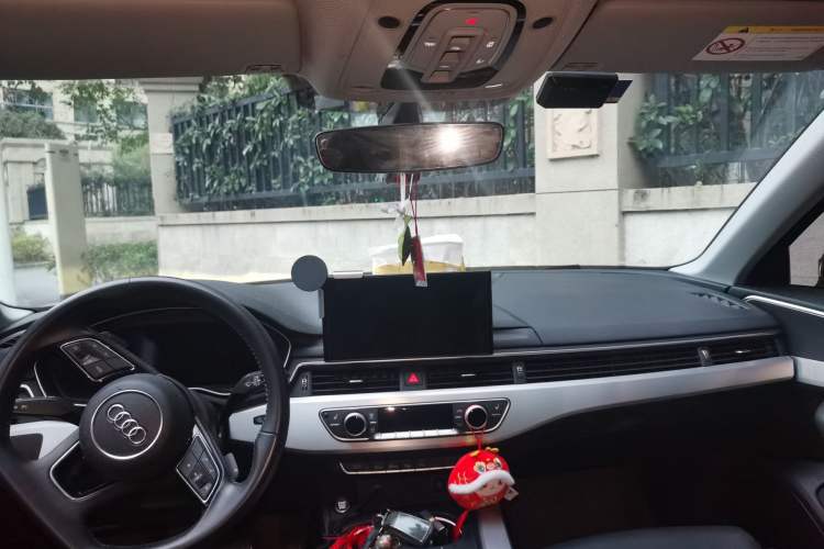 Used Audi A4L 2020 40 TFSI Luxury Dynamic Model
