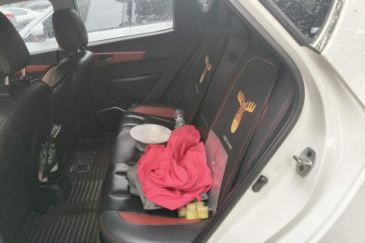 Used JAC iEV7S 2018 Smart Enjoyment Model