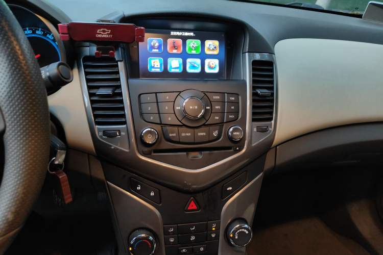 Used Chevrolet Cruze 2015 1.5L Classic SE MT
